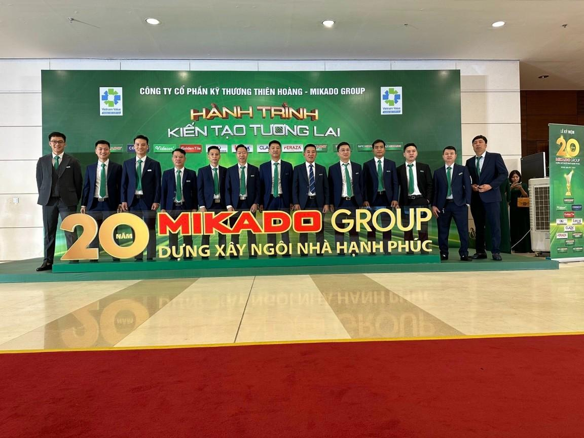 Kỹ Thương Thiên Hoàng 1