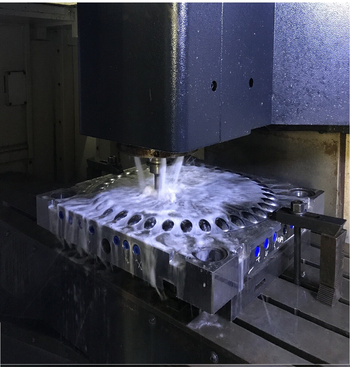 SẢN XUẤT THƯƠNG MẠI VĨNH PHÁT 7