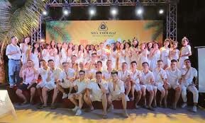 NHÀ THỜI ĐẠI 10