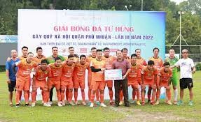 Nghiêm Phạm Holdings 9