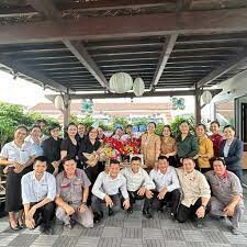 Little HoiAn Group 11