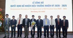 TRƯỜNG ĐẠI HỌC QUỐC TẾ MIỀN ĐÔNG (EIU) 14