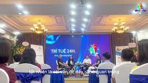 Gia sư Trí Tuệ 24h 8