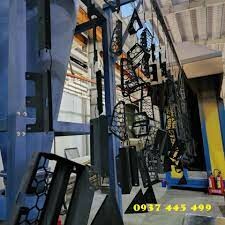 Công Ty Công Nghệ Sơn Hàng Đầu 4