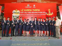 Nghiêm Phạm Holdings 5