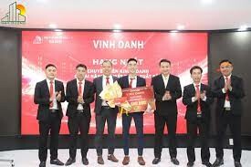 Tập Đoàn Nam Dương 4