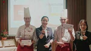 Little HoiAn Group 5