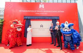 Trường TH, THCS và THPT Reigate Grammar 5