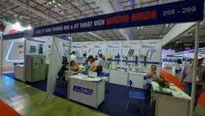 Công Ty TNHH Điện Tử Quốc Tế Hương Giang 10