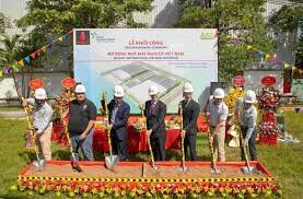 Mascot International Vietnam 6