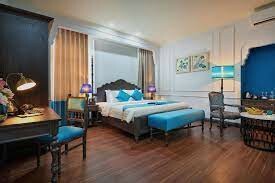 Khách Sạn Manoir Des Arts 7