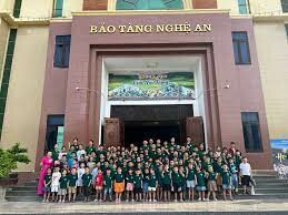 Anh Ngữ Quốc Tế Green School 9