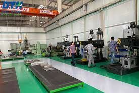 Công Ty Khuôn Mẫu Chính Xác Vân Phong 9