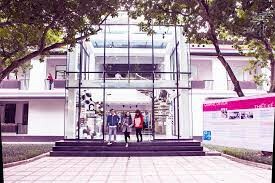 The London College For Design & Fashion (Hanoi) 10