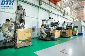 Công Ty Khuôn Mẫu Chính Xác Vân Phong 7