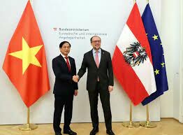 Công ty Đầu tư APACO 3