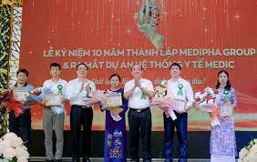 TẬP ĐOÀN MEDIPHA 8