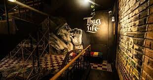 Nhà Hàng Warning Zone 9