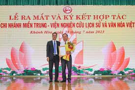 Viện Nghiên Cứu Lịch Sử Và Văn Hóa VIỆT 5