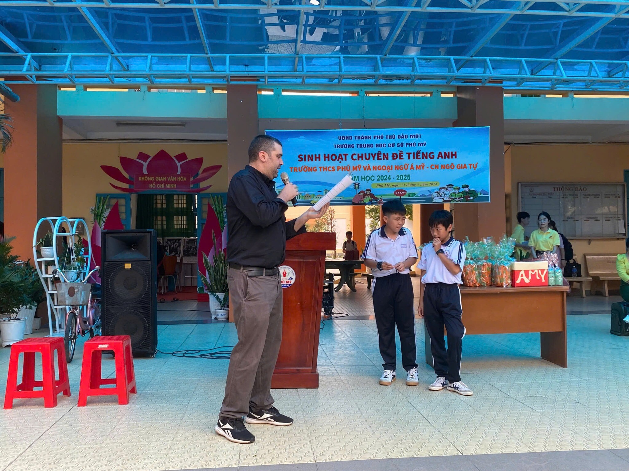 TRUNG TÂM NGOẠI NGỮ Á MỸ 10