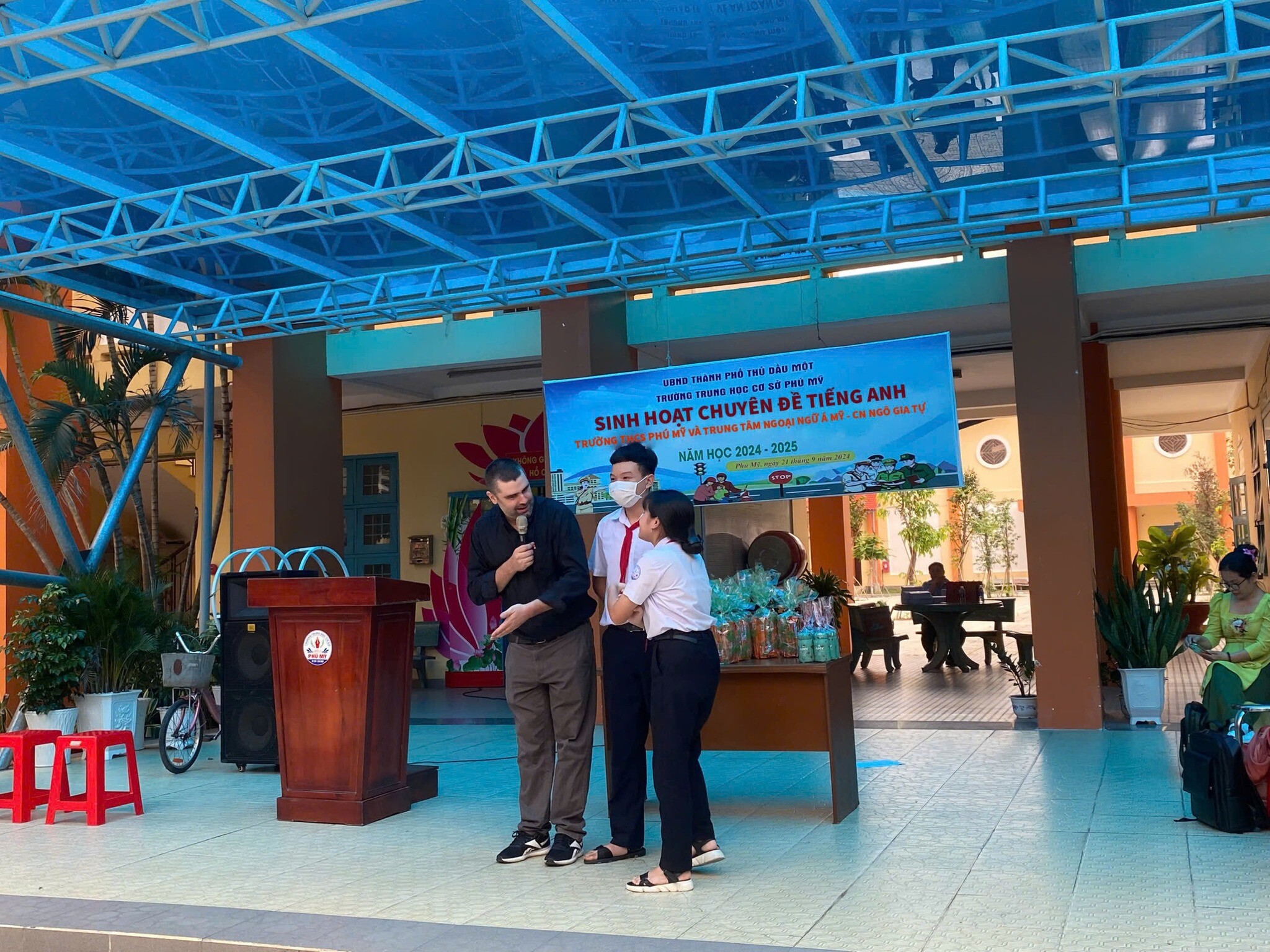 TRUNG TÂM NGOẠI NGỮ Á MỸ 9