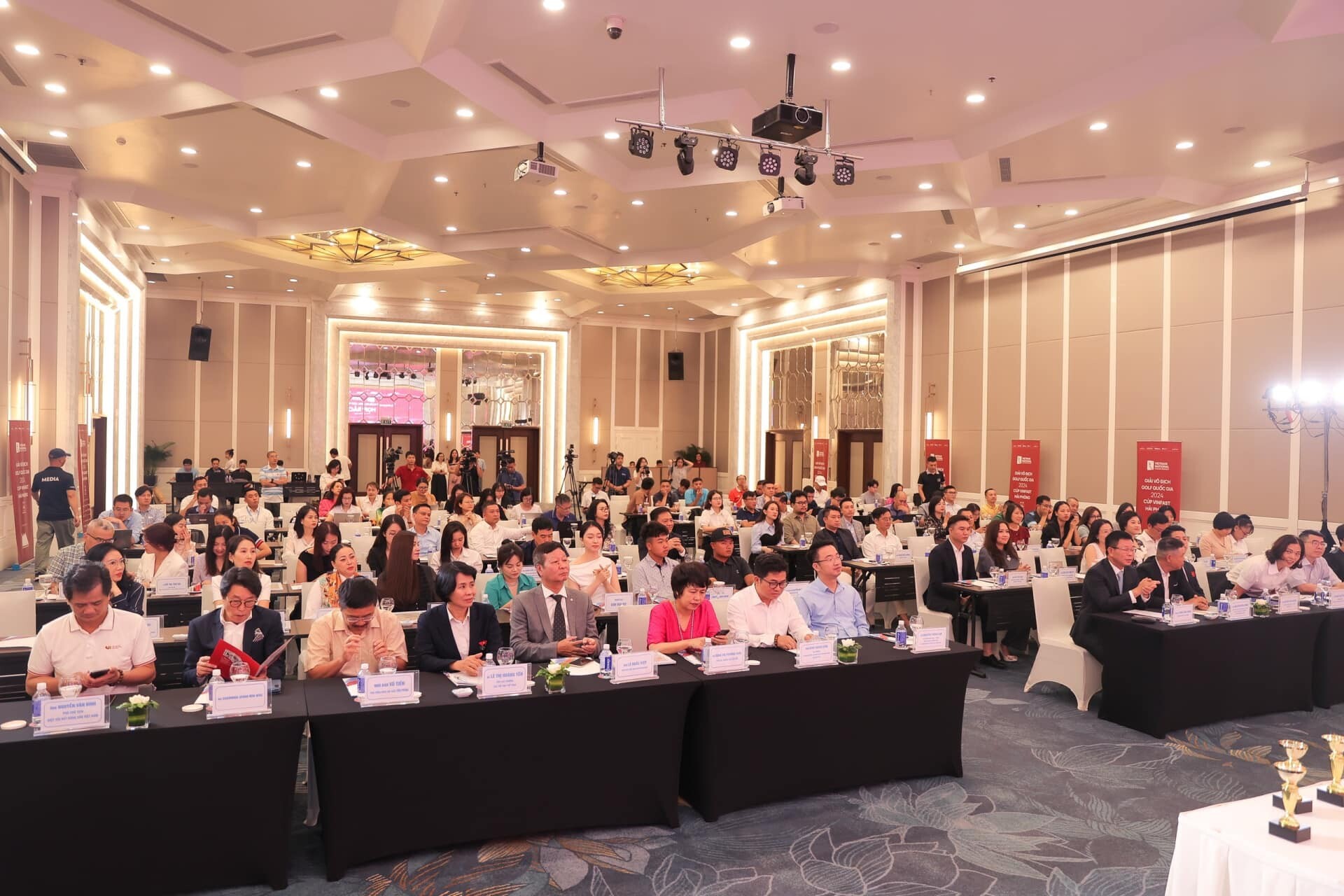 A&M ASIA - Thương hiệu Mipa 4