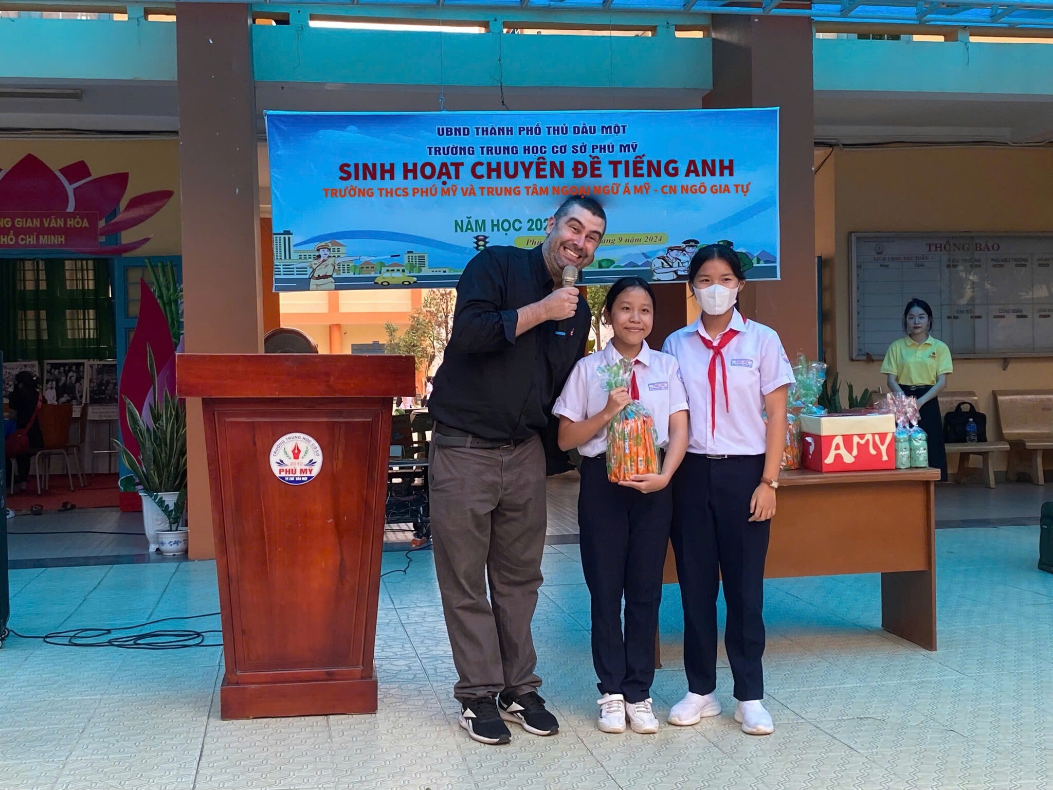 TRUNG TÂM NGOẠI NGỮ Á MỸ 6