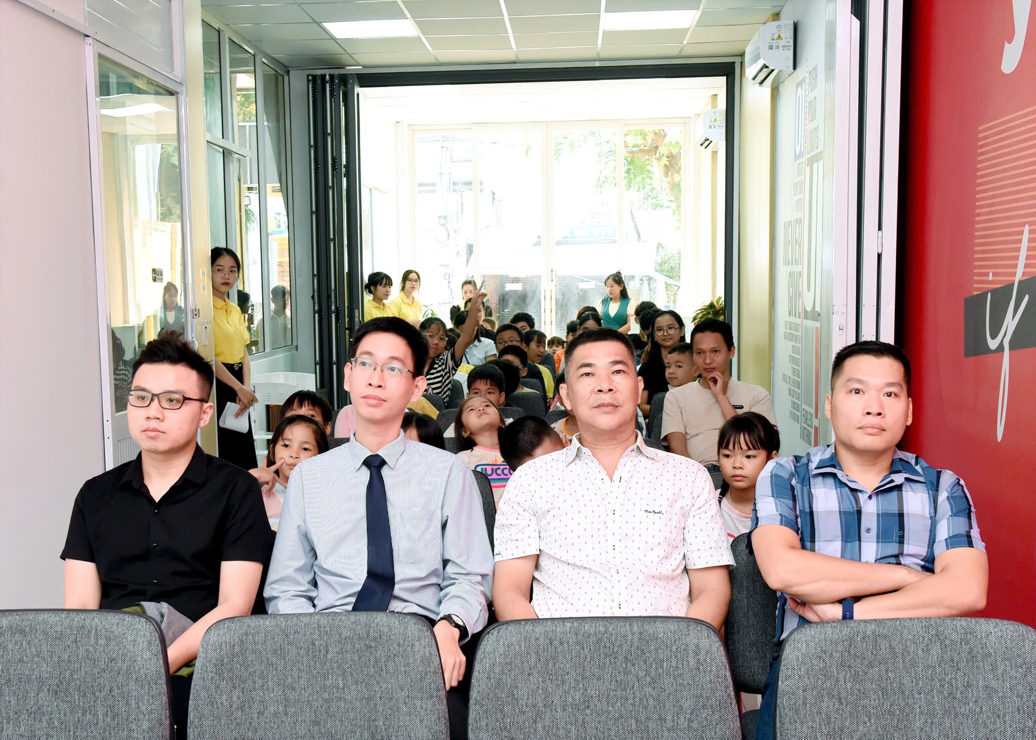 TRUNG TÂM NGOẠI NGỮ Á MỸ 3