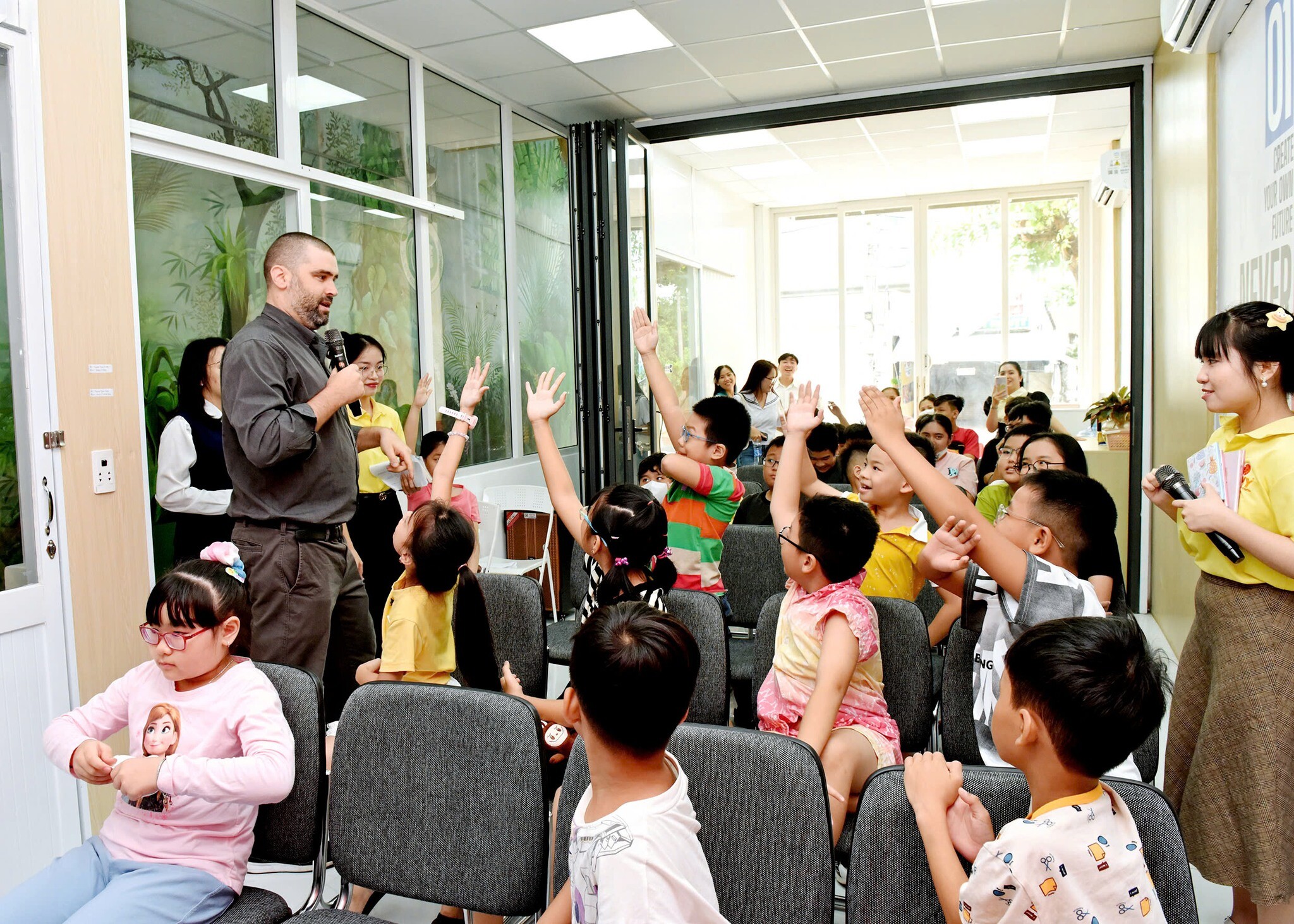 TRUNG TÂM NGOẠI NGỮ Á MỸ 2