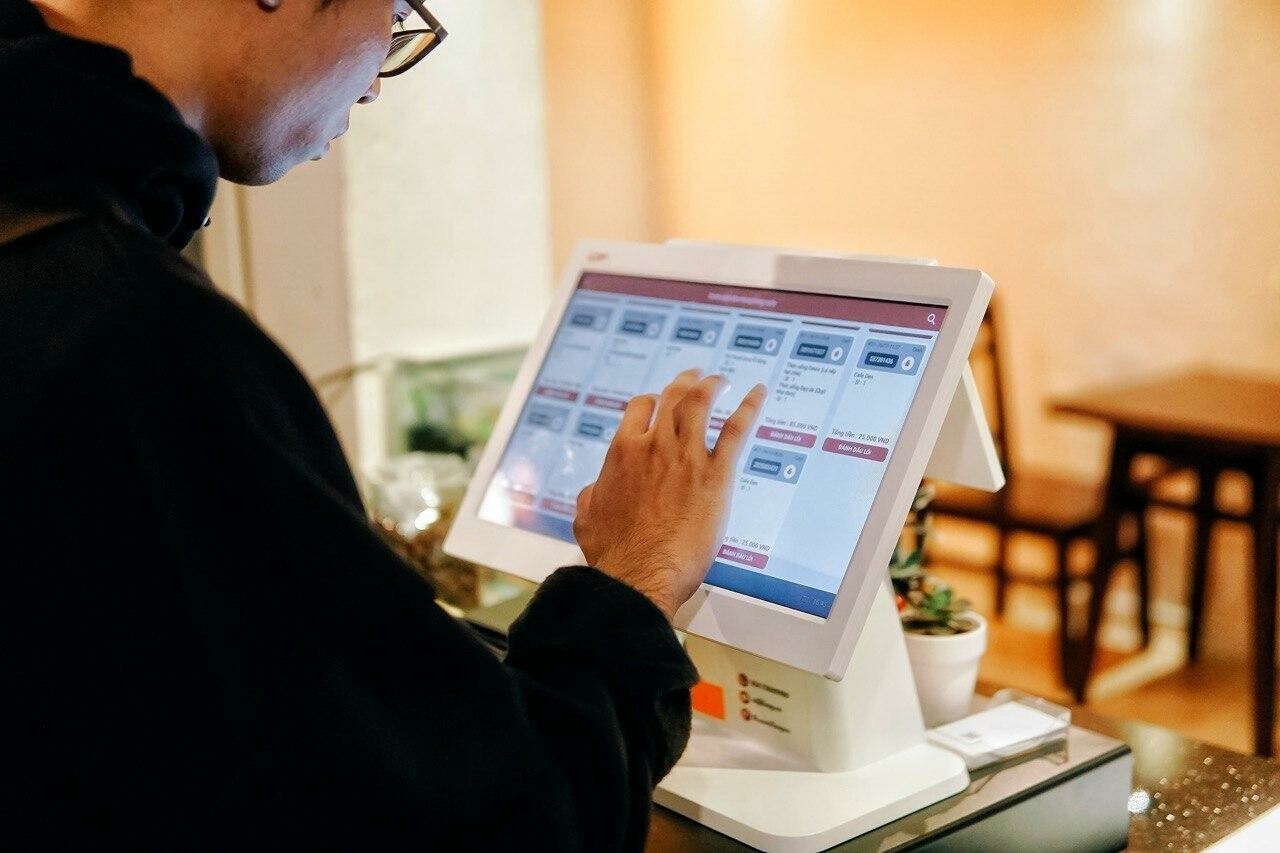 LOOP TECHNOLOGIES - Loop Smart POS 4