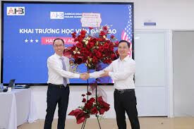 Học Viện Harlow 10