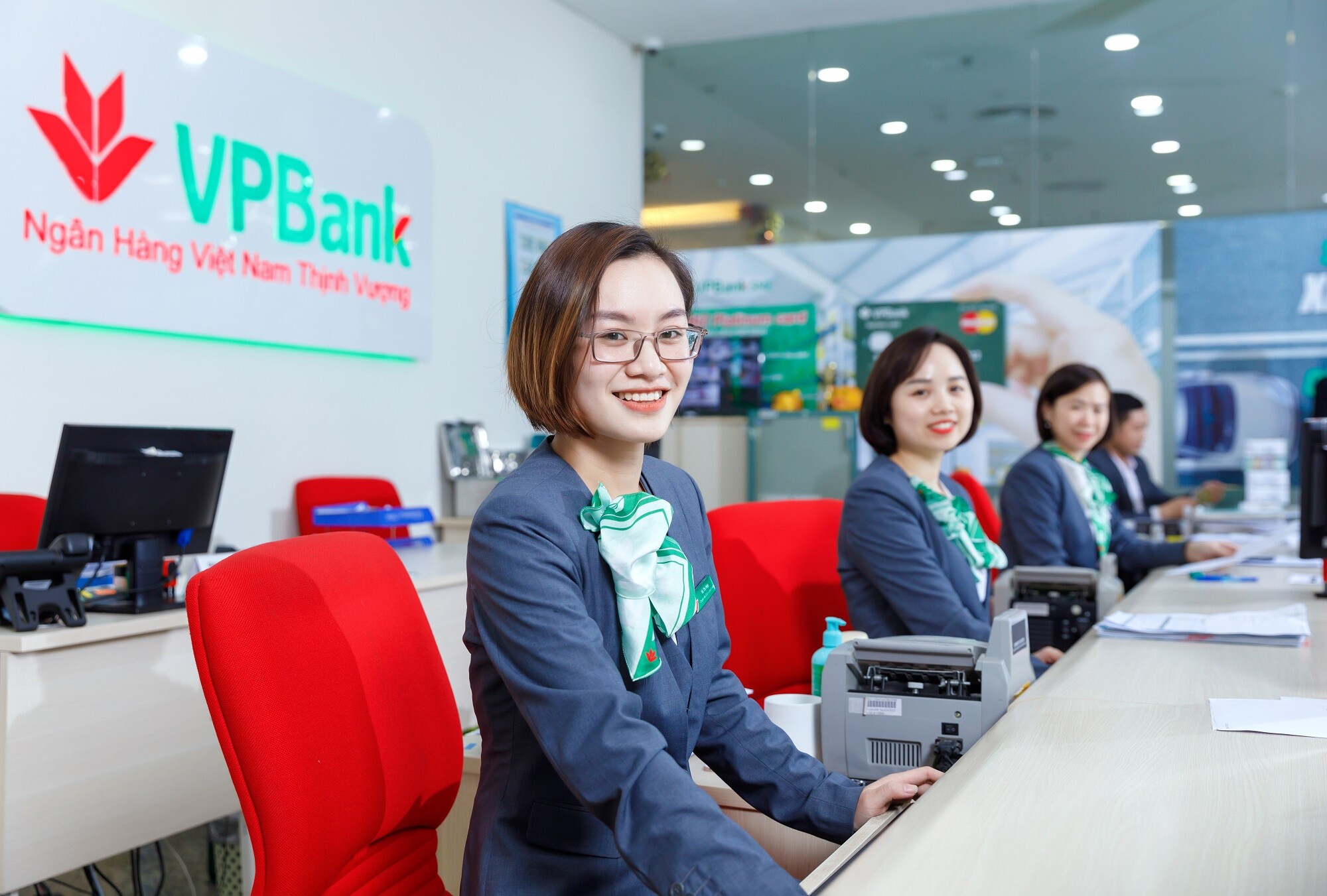 VPBANK 9