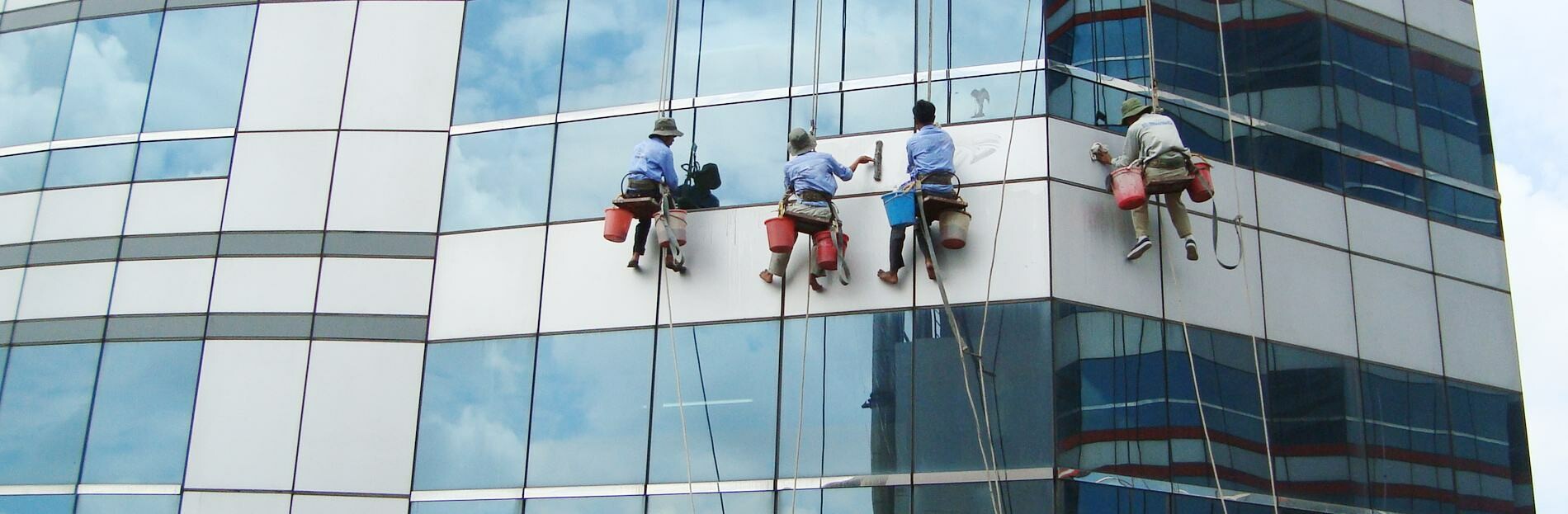 Thương mại và Dịch vụ Thương Hiệu Việt 2