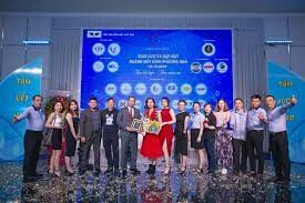 Mắt Kính Tuyết Hà 5