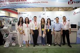 Công Ty Vạn Niên 9