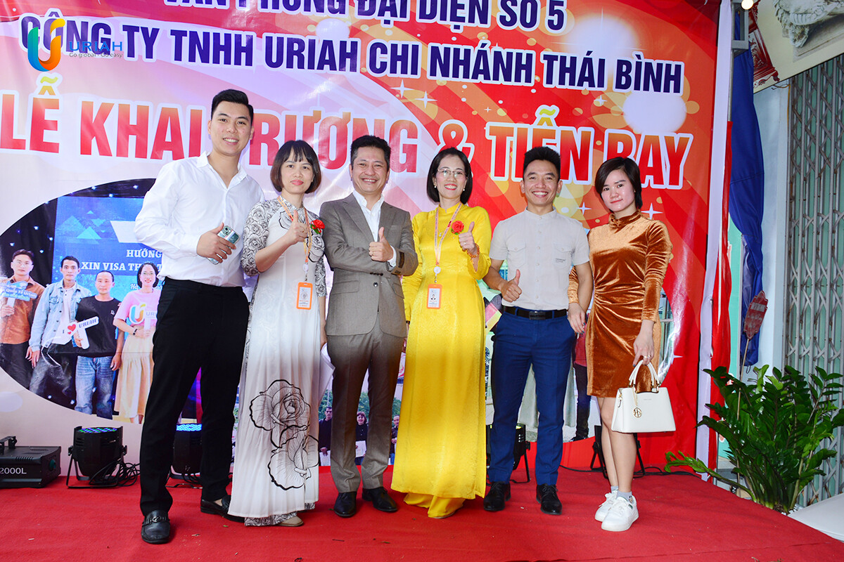 CÔNG TY TNHH URIAH 8