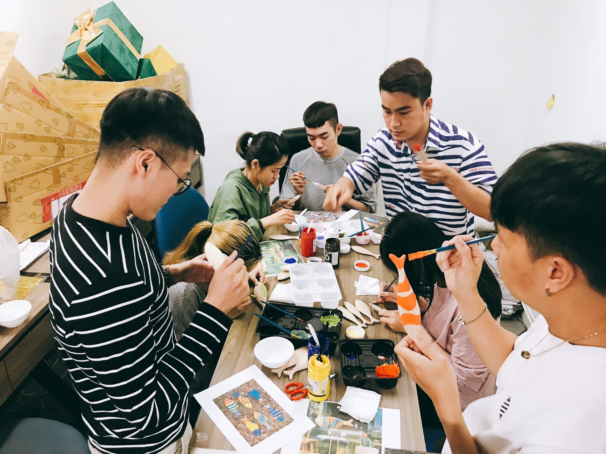 VISUAL MERCHANDISING 2