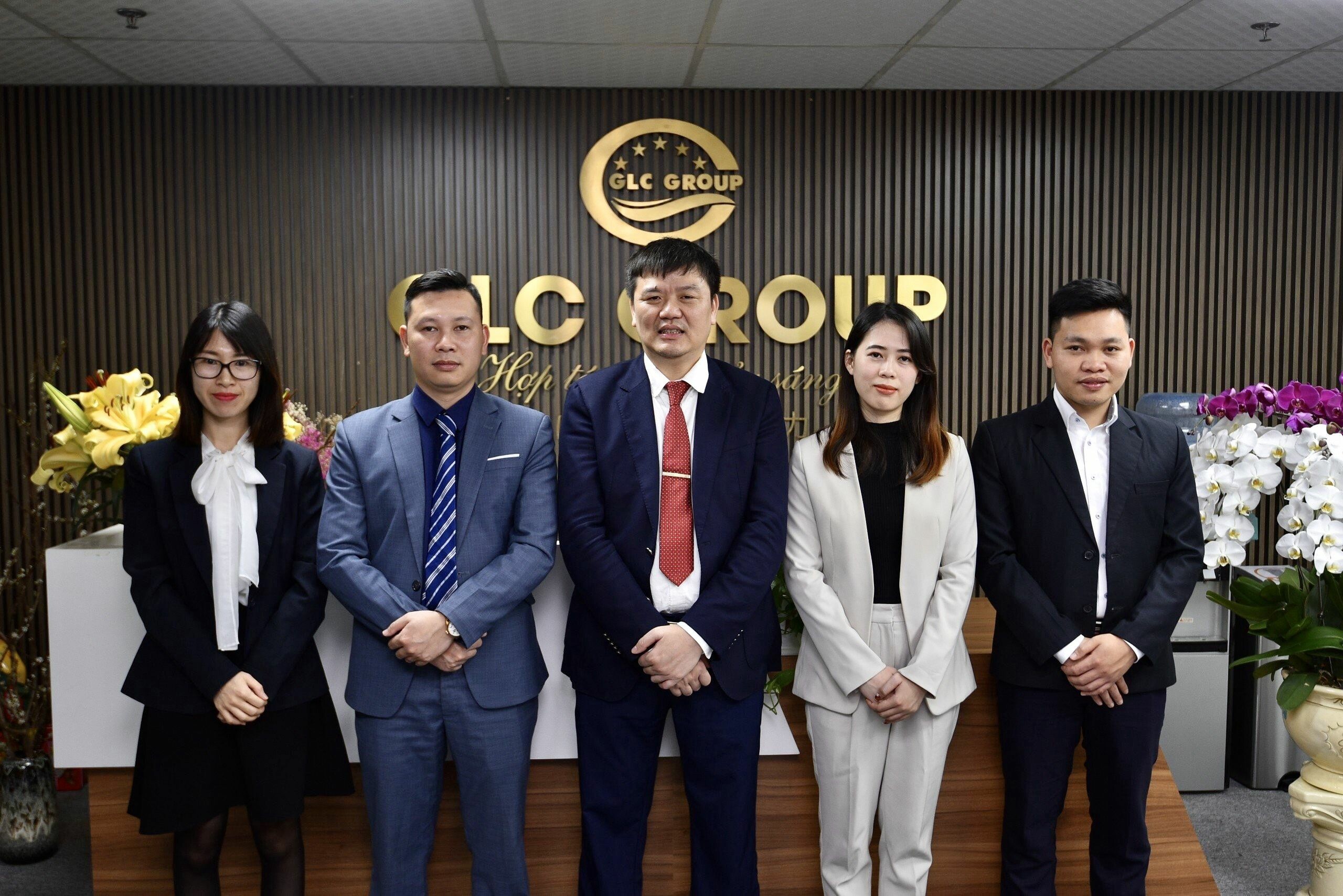Đầu Tư Và Quan Hệ Quốc Tế GLC Group 3