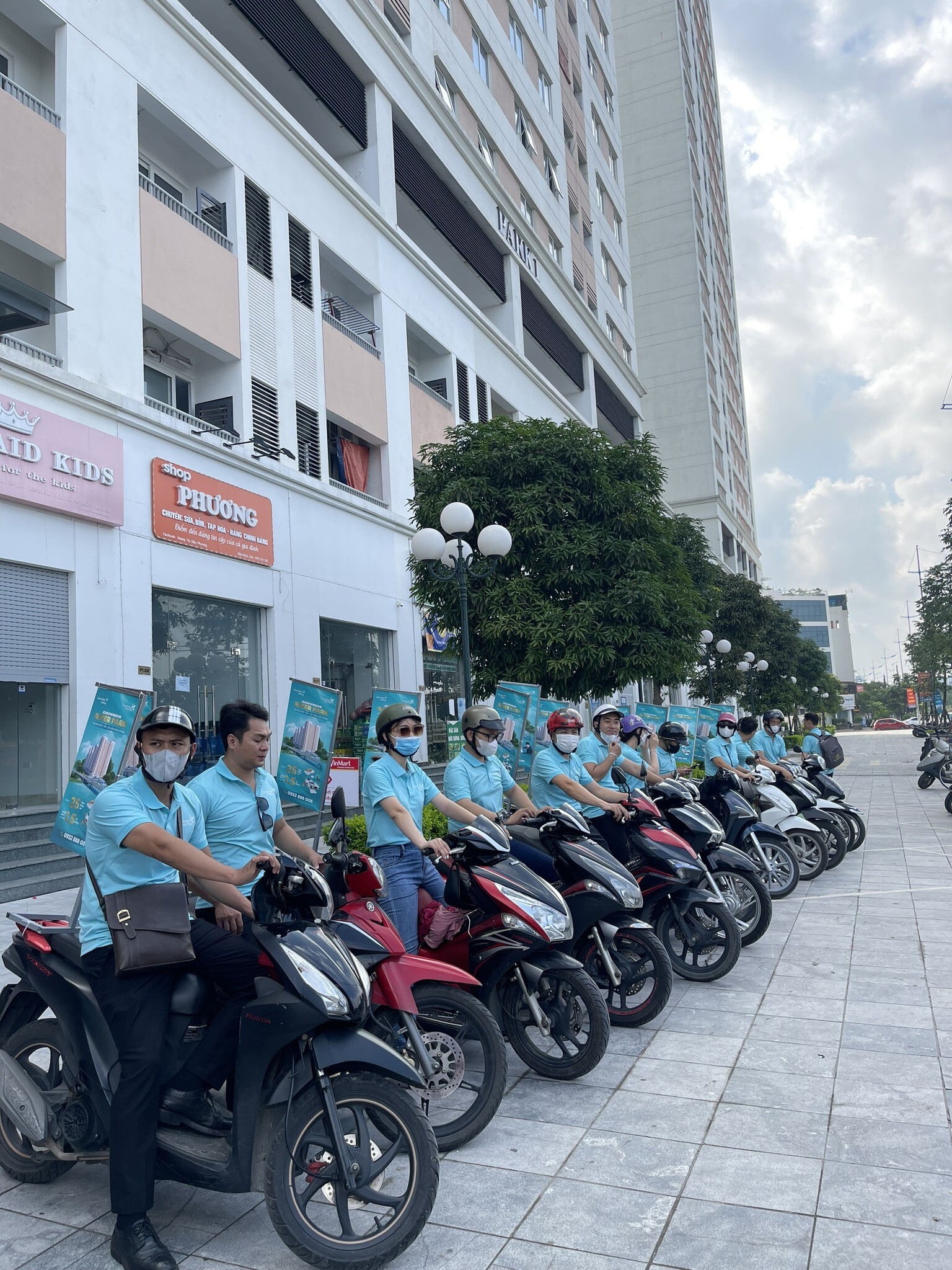 Bất Động Sản Tùng Bách 12