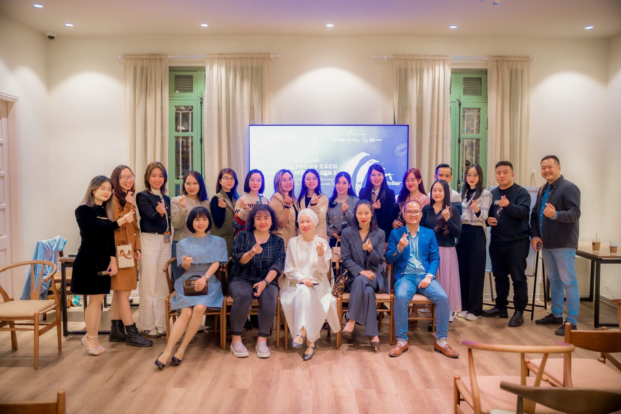 Truyền Thông Toàn Cầu Omega 5