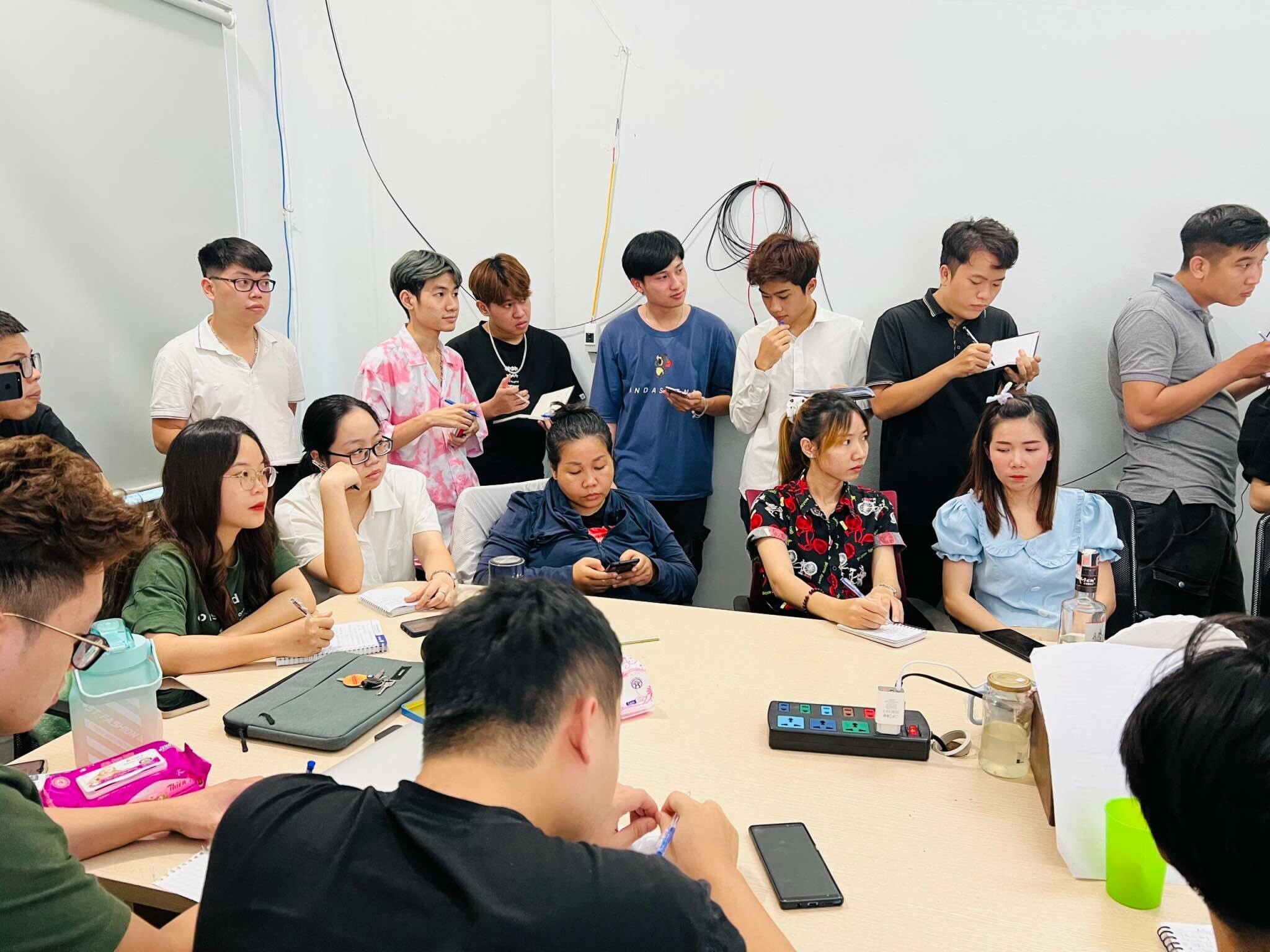 Công ty TNHH AUZE 3