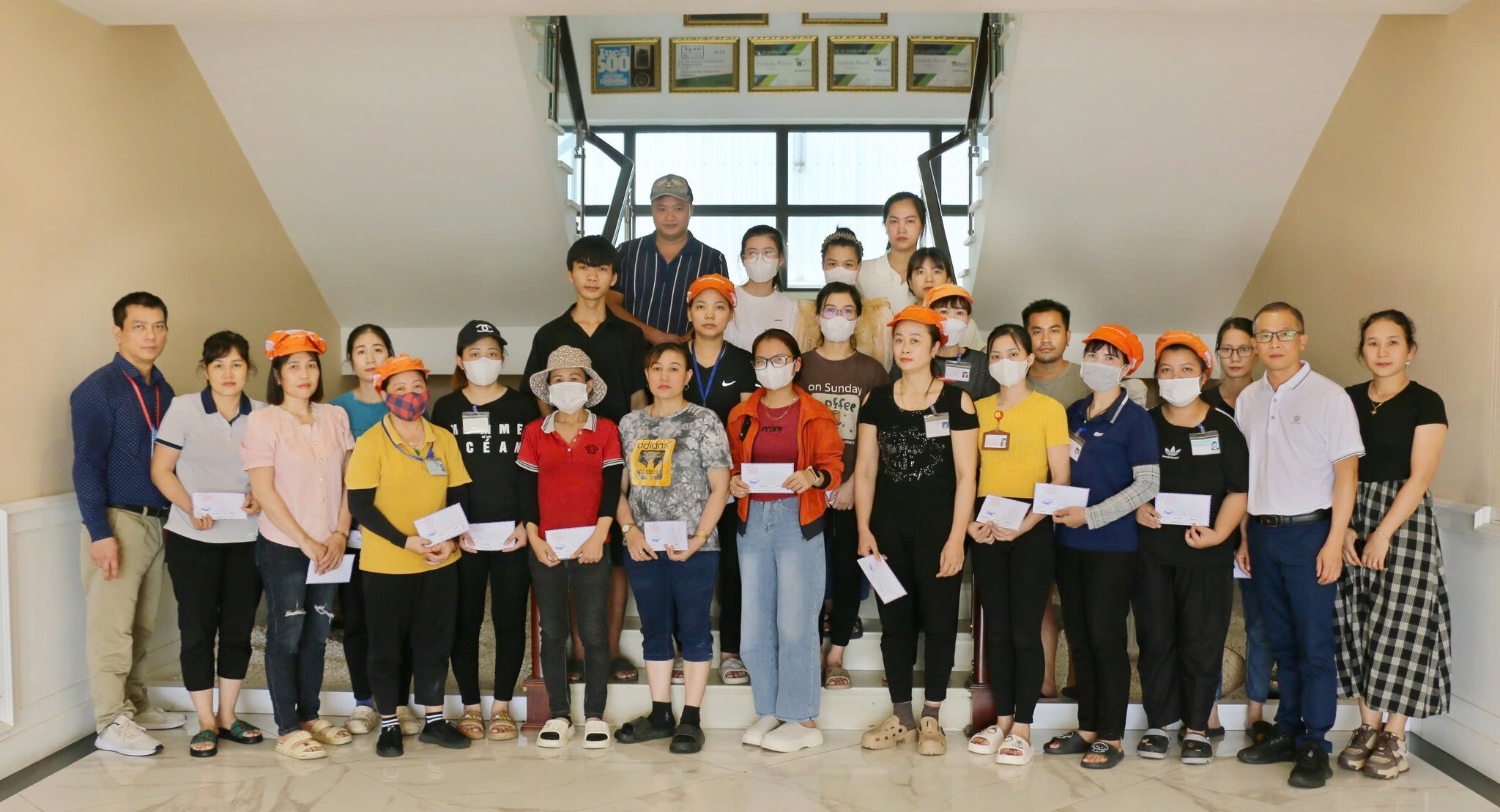 CREATIVE LIGHTS VIỆT NAM HD 2