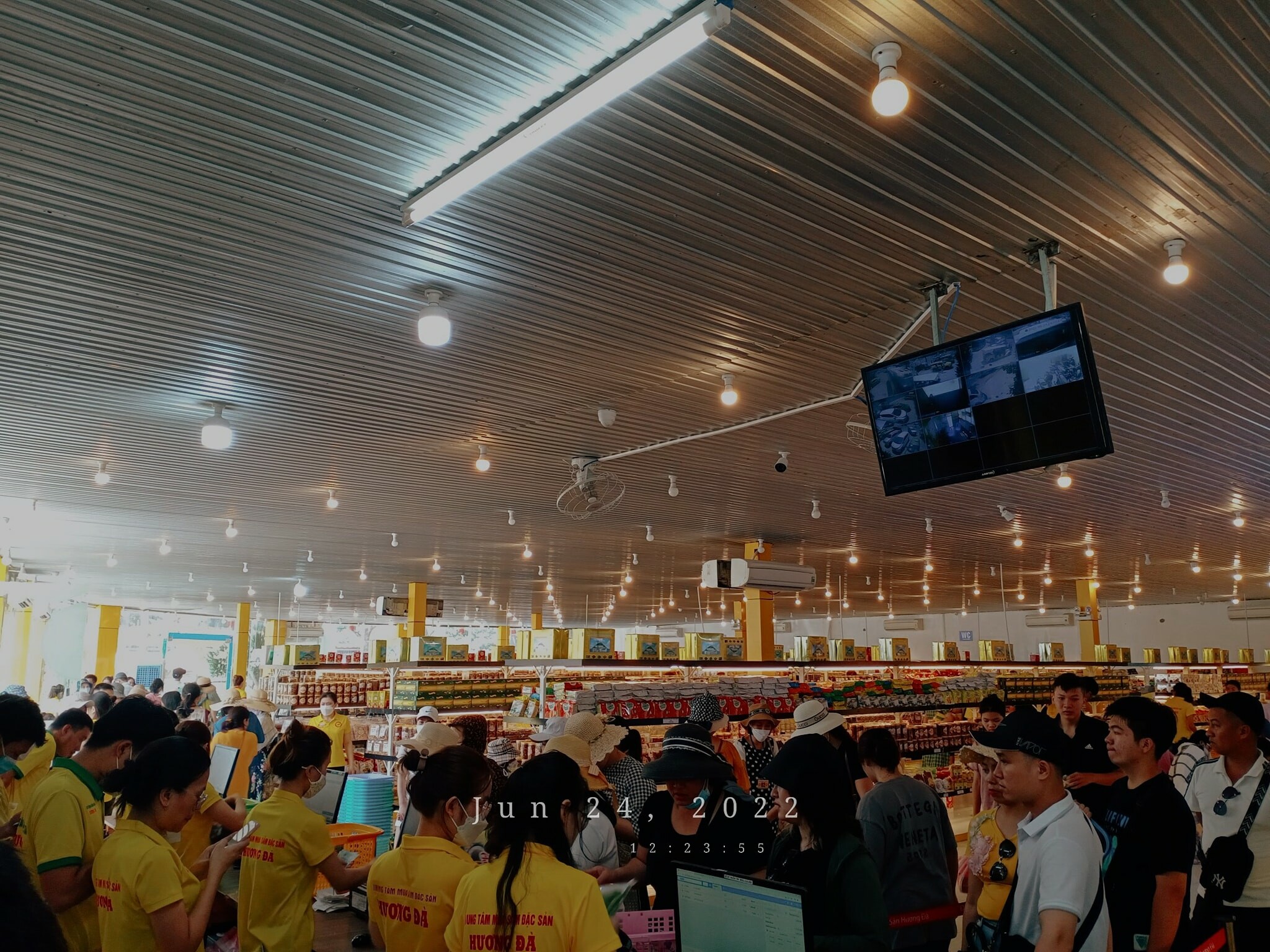 ĐẶC SẢN HƯƠNG ĐÀ 4