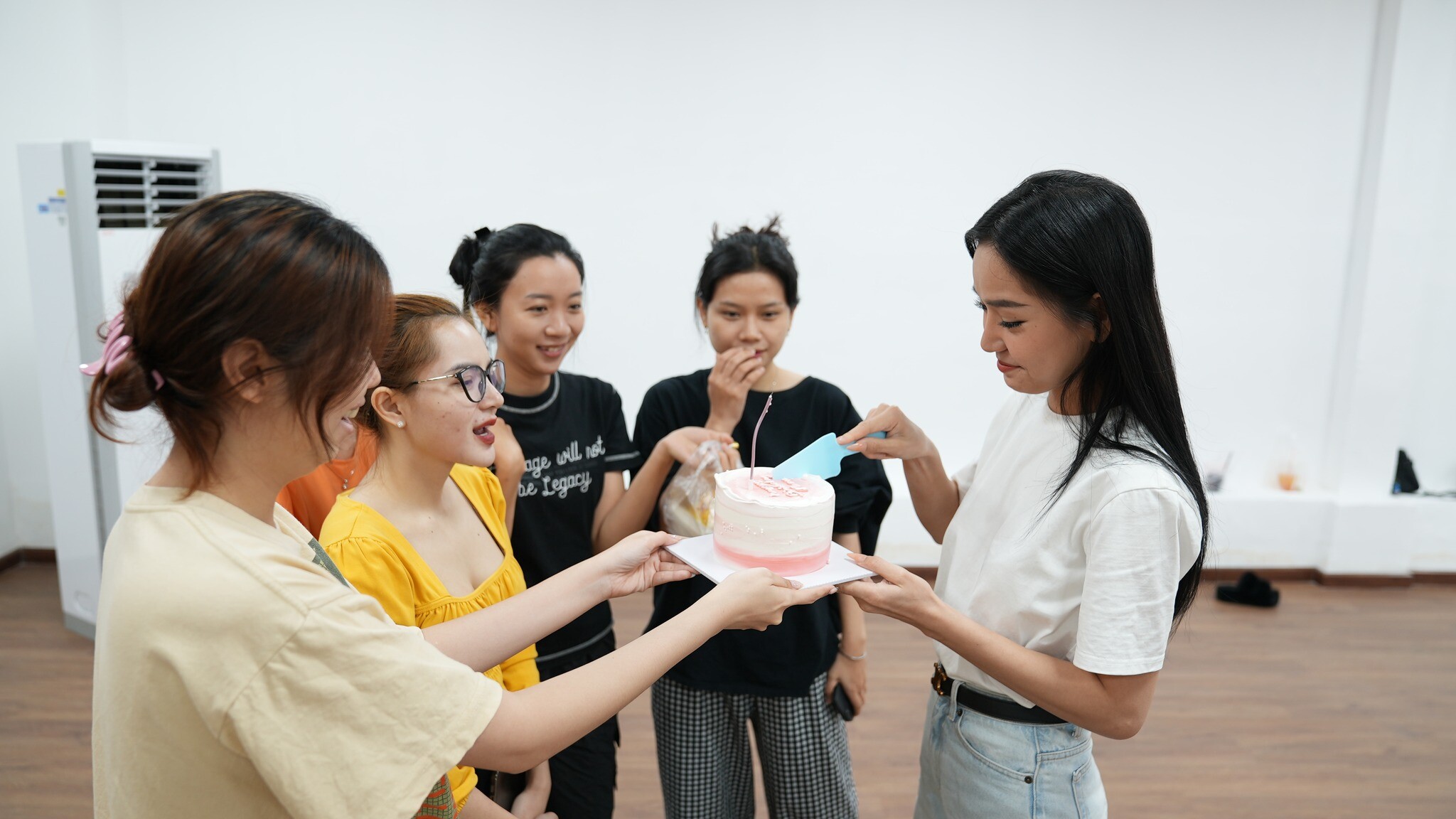 Truyền Thông Marvel Media 6