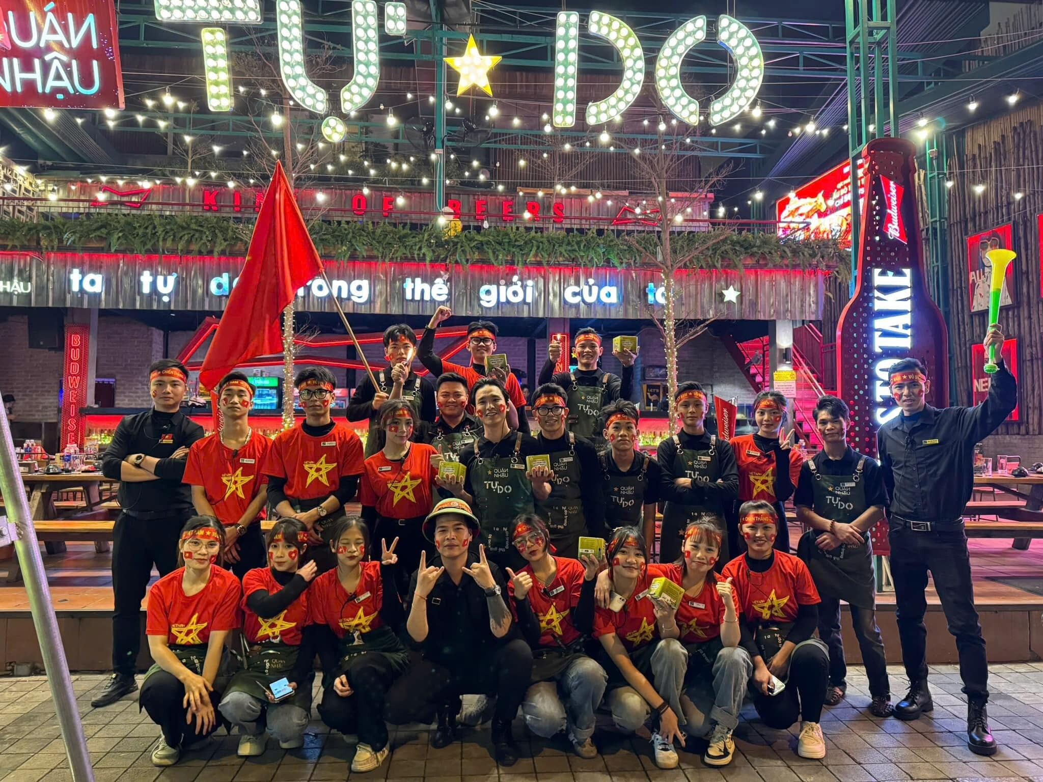 1986 Việt Nam - Quán Nhậu Tự Do 10