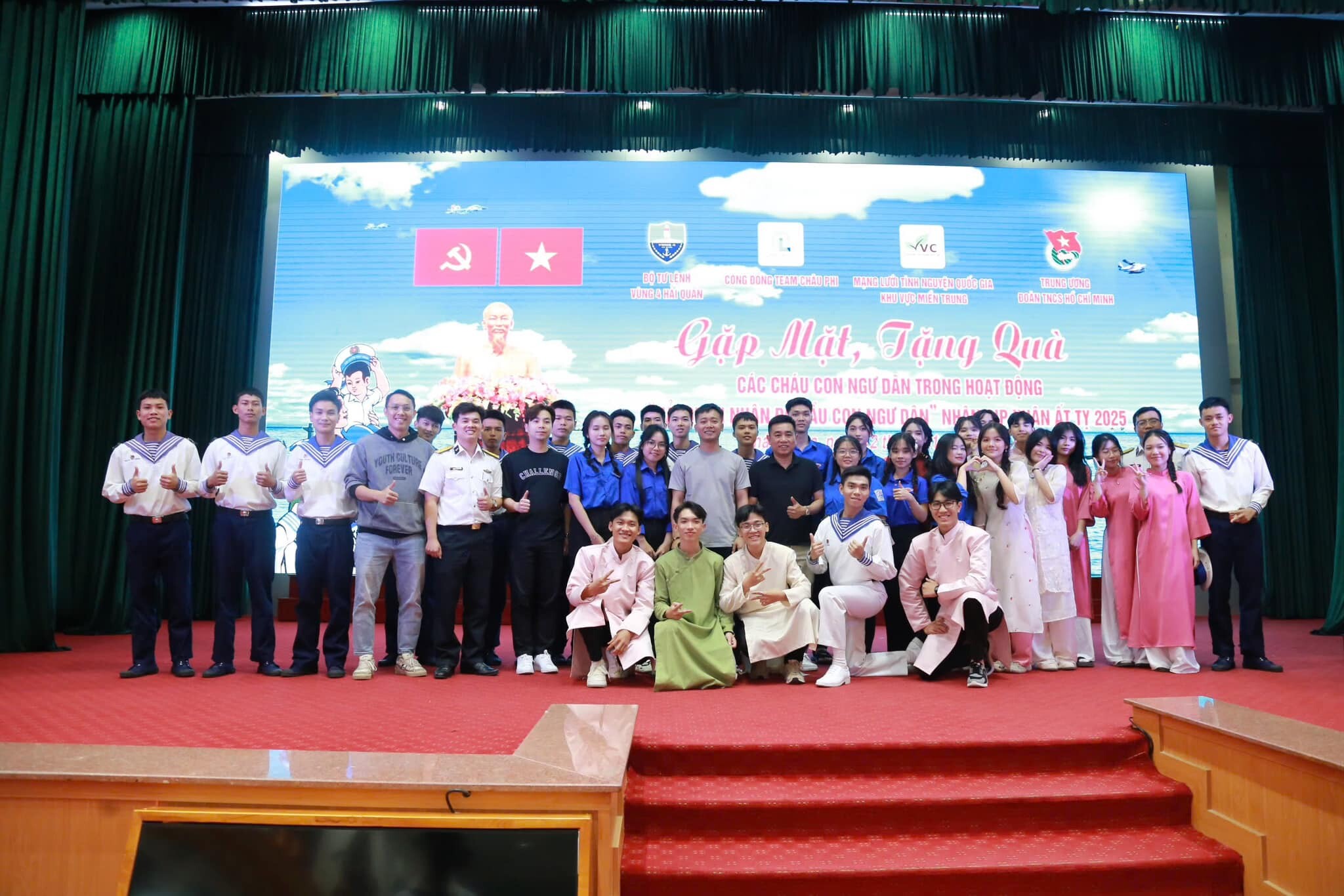 TẬP ĐOÀN CHỊ EM RỌT 6