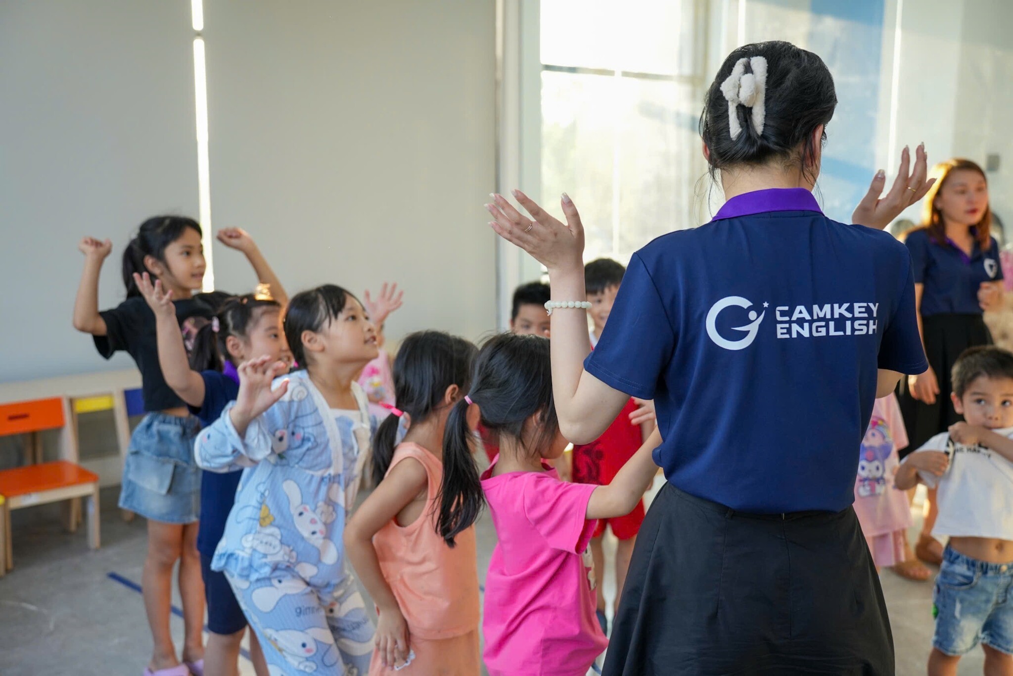 ANH NGỮ QUỐC TẾ CAMKEY 8