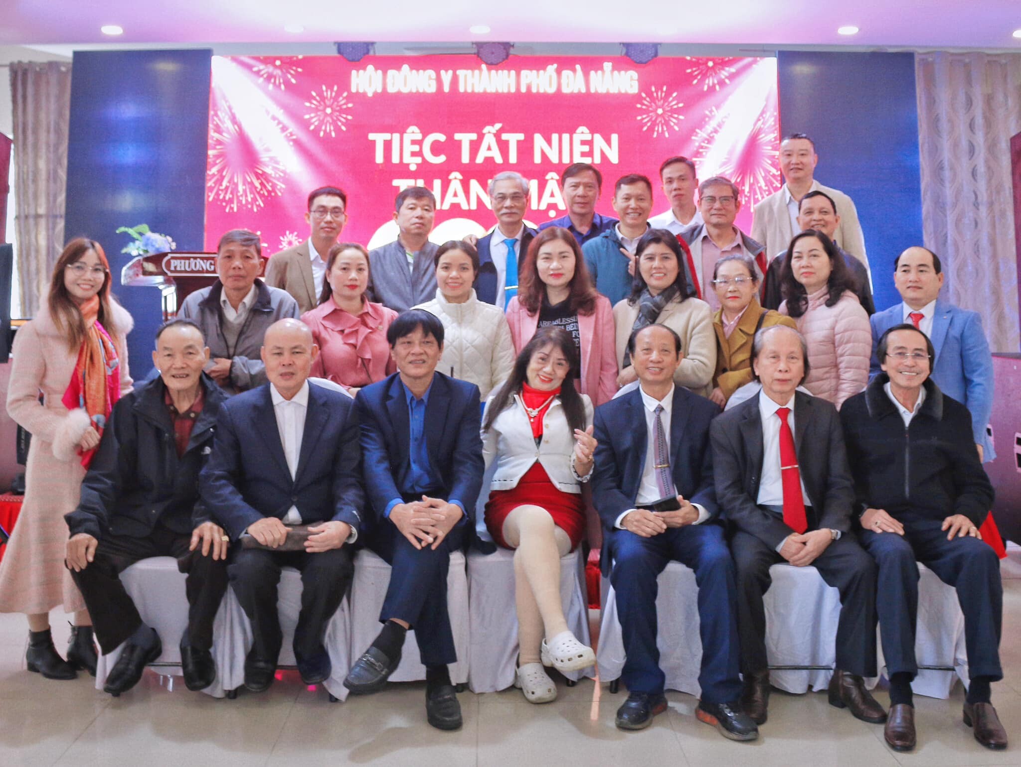 Phương Đông Việt 5