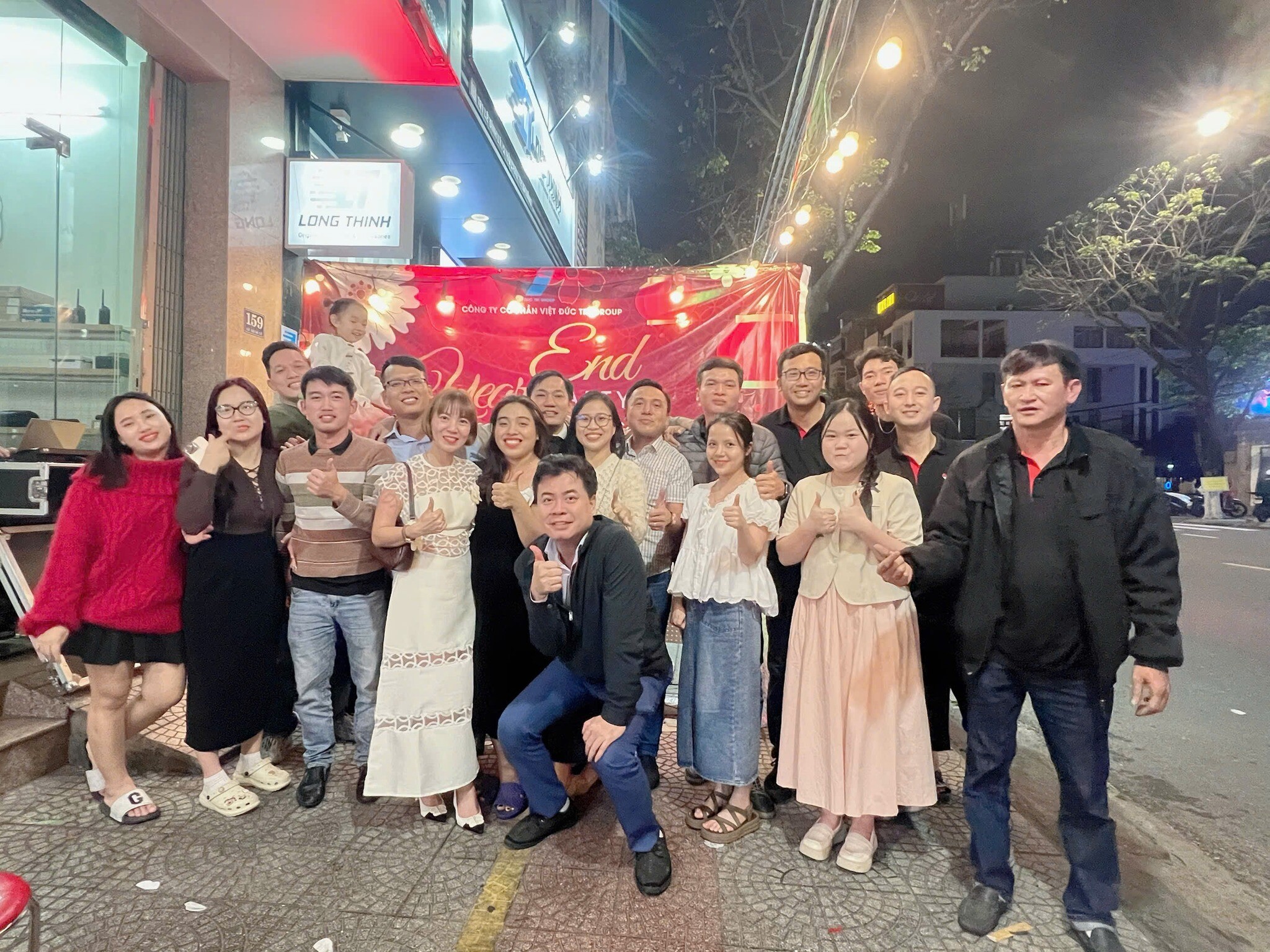 Việt Đức Trí Group 8