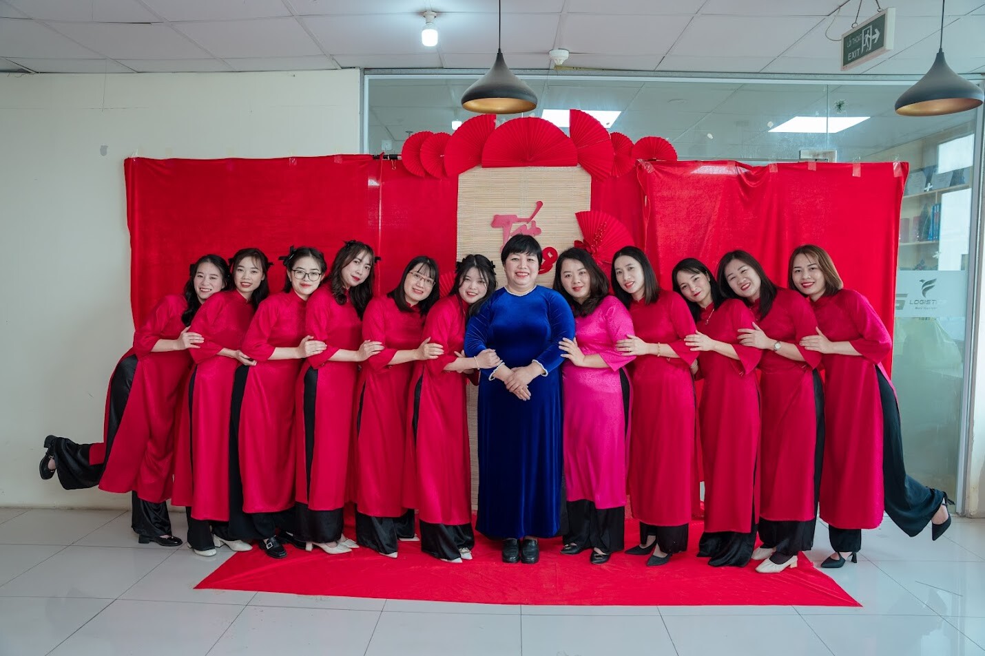 Tiếp Vận Quốc Tế DHS 3